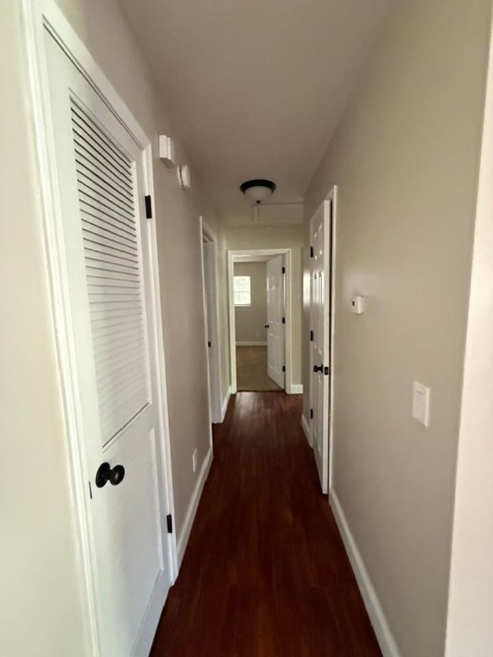 642 Lee Rd - Photo 7 of 11