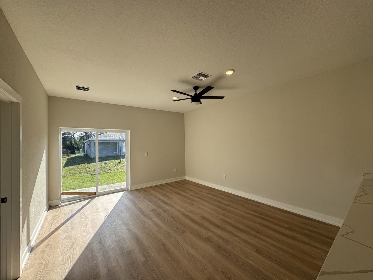 2020 Dorion St #1 - Photo 7 of 17