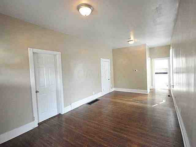 1490 Indianola Ave - Photo 2 of 9