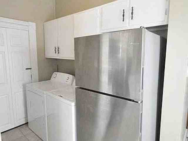 1490 Indianola Ave - Photo 5 of 9