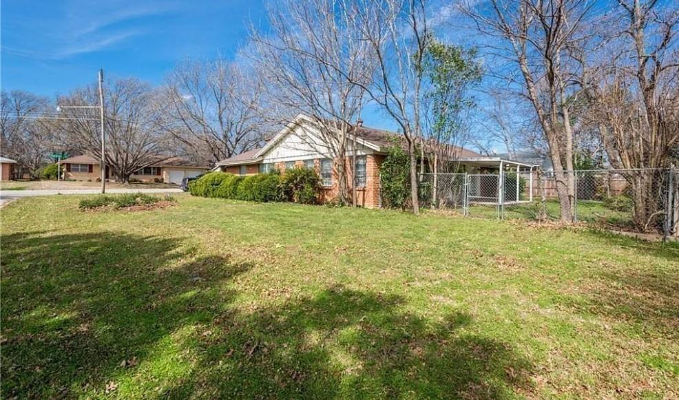 5109 Cockrell Ave - Photo 5 of 7