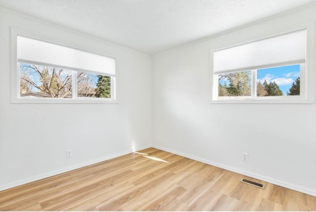 1721 S Raymond St - Photo 6 of 20