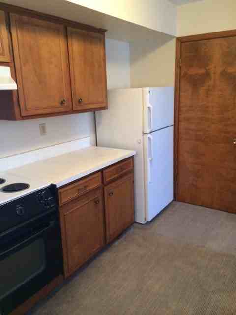 1137 Ohio St - Photo 2 of 6