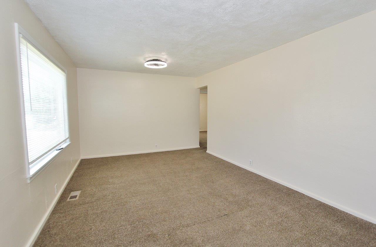 1311 4th St N - Photo 2 of 26