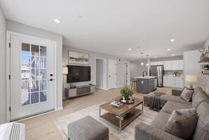featured image of 589 Bedford St #107