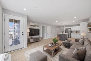 589 Bedford St #107 - Photo 1 of 1