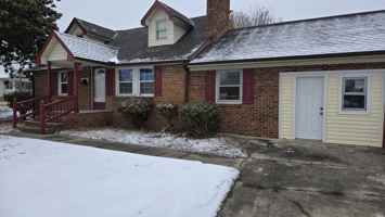 featured image of 1717 Eastwood Ave