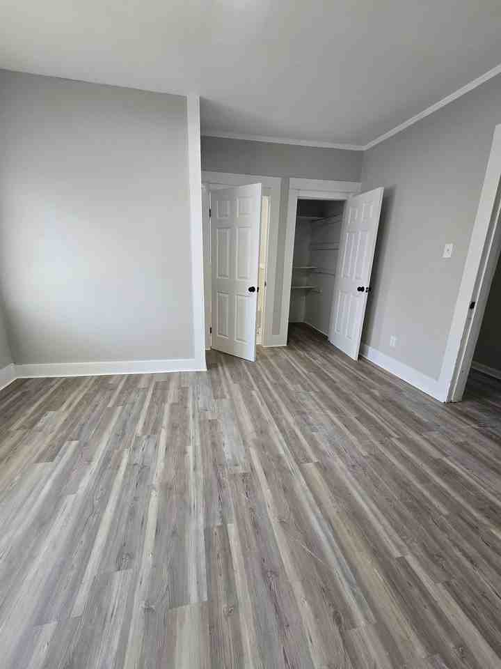 973 Doris Ave - Photo 2 of 7