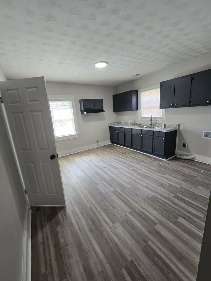 973 Doris Ave - Photo 6 of 7