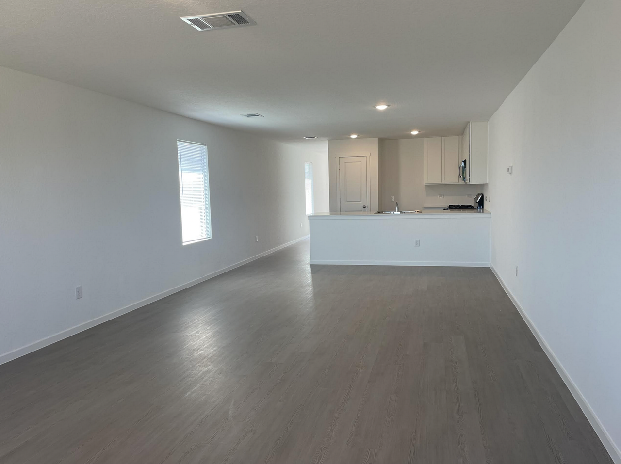 255 Zyra Ave #1 - Photo 3 of 7