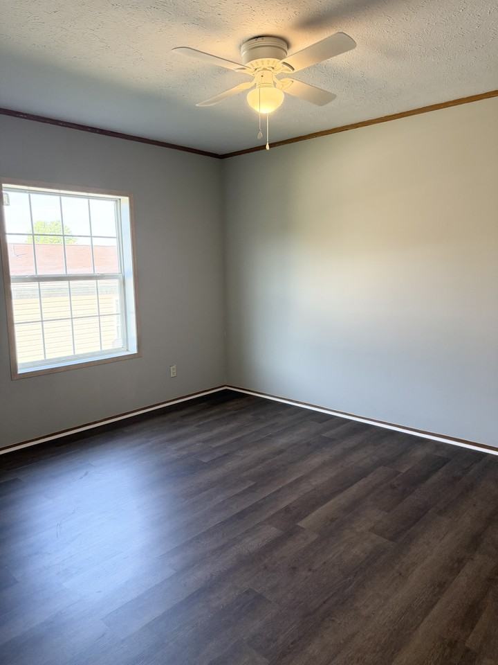 212 Pulliam - 1 #1 - Photo 5 of 10