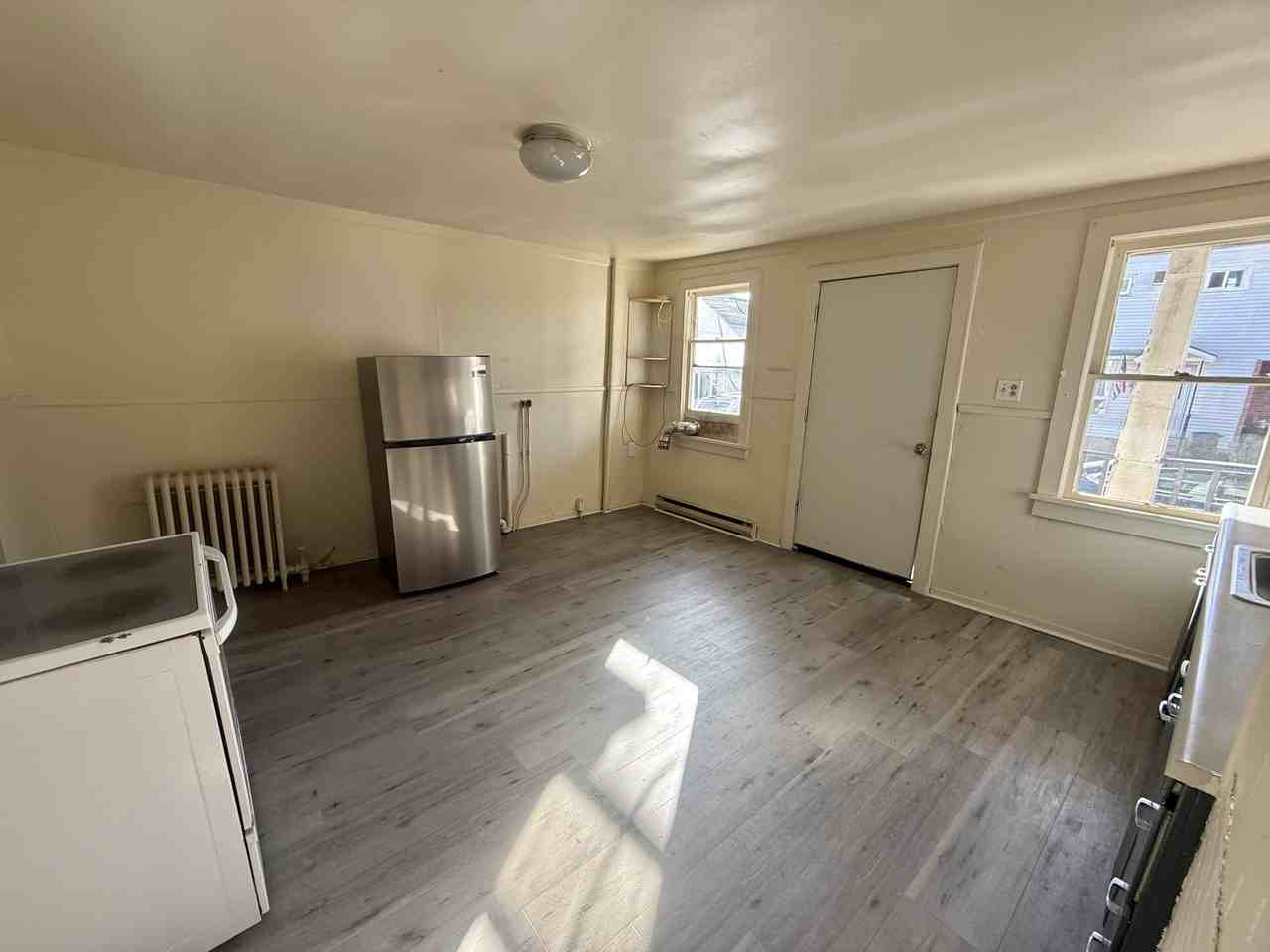 122 Willow Street-1 #1 - Photo 3 of 7