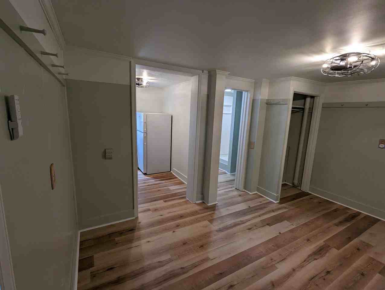 207 E Morrison St #2