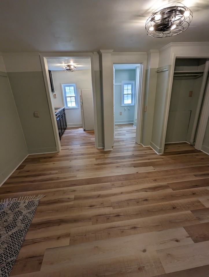 207 E Morrison St #2 - Photo 2 of 14