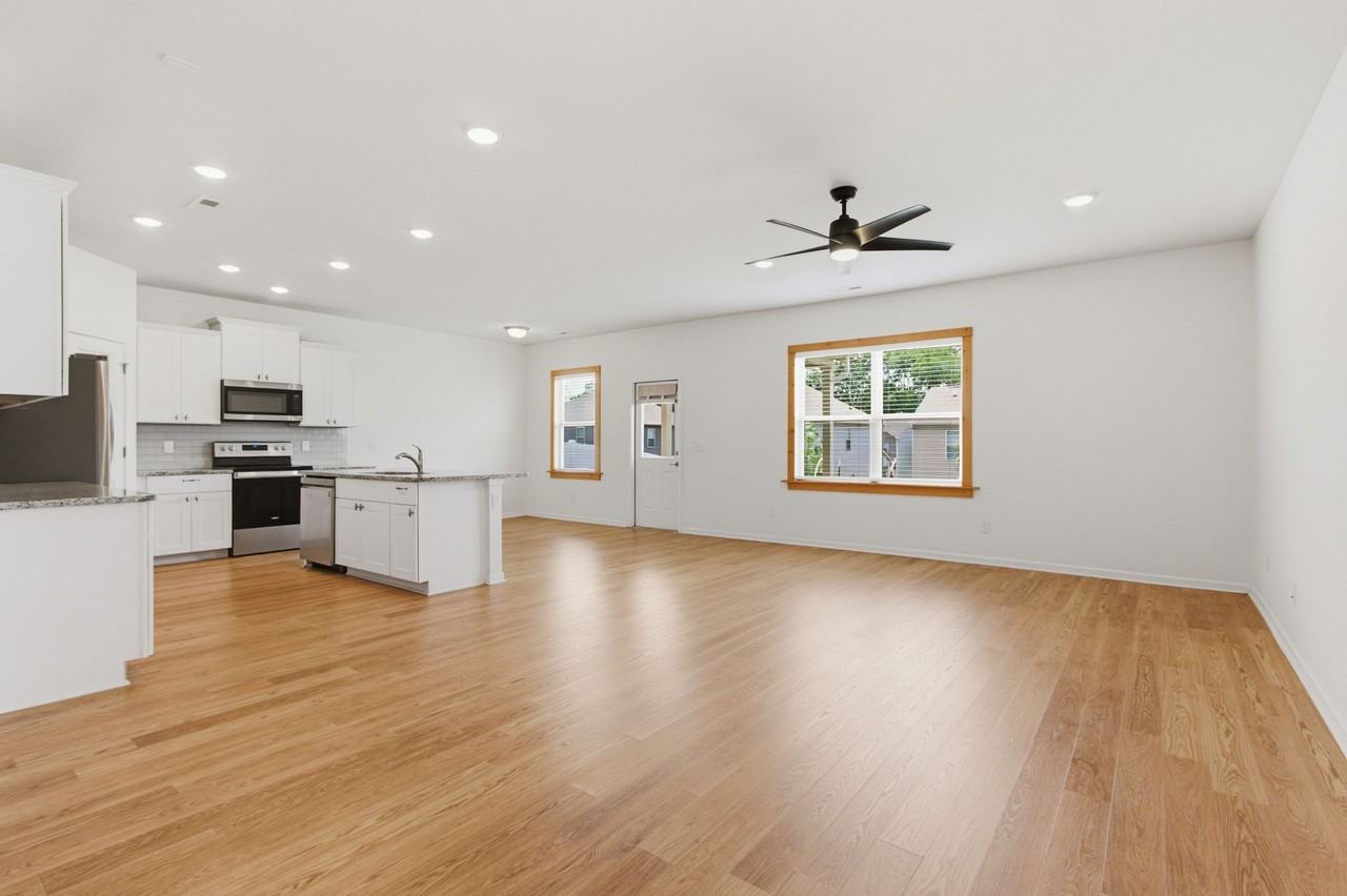 3153 Chaplins Trce #1 - Photo 7 of 38