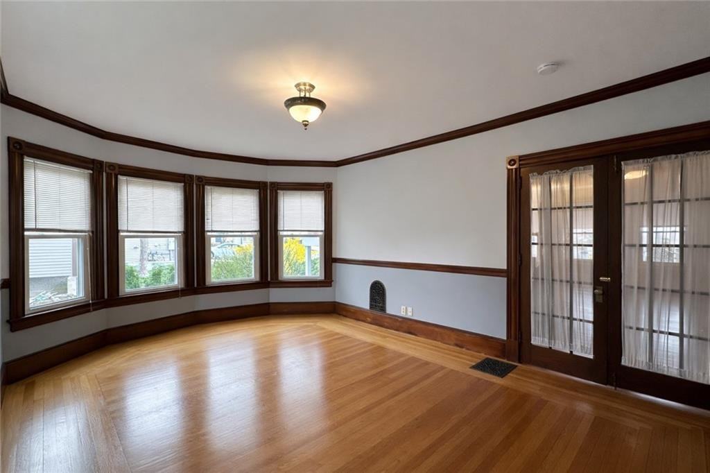 739 Rock St ##1 - Photo 4 of 15