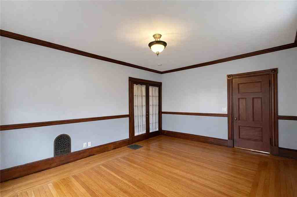 739 Rock St ##1 - Photo 5 of 15