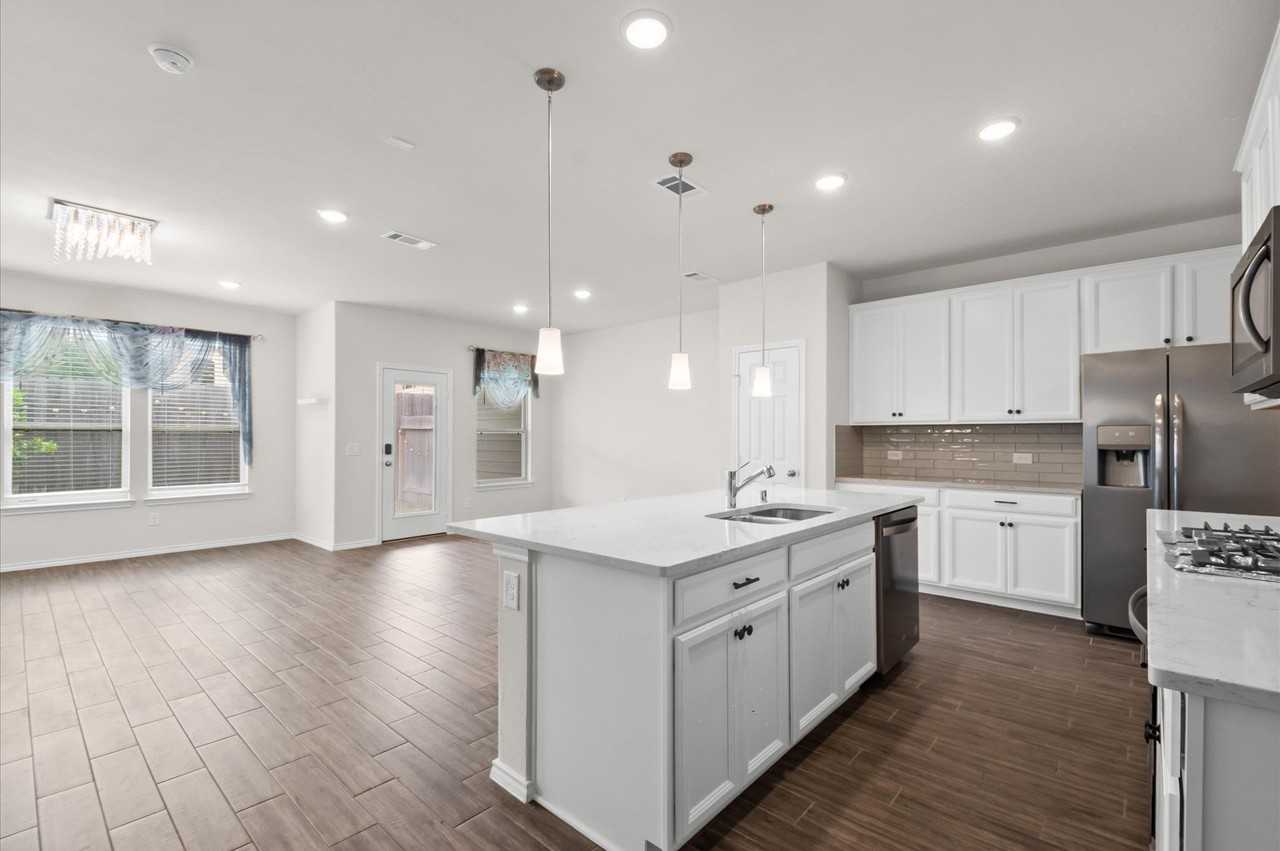 10309 Harmon Smith Dr - Photo 6 of 27