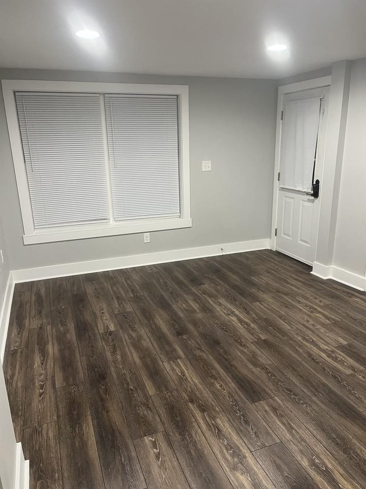 90 Clinton Ave #2 - Photo 5 of 8
