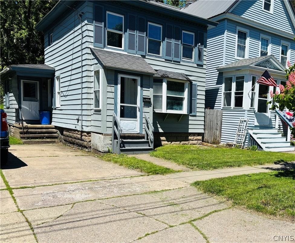 135 W Mohawk St - Photo 2 of 12