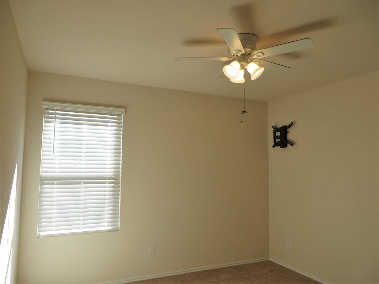 400 Major Lee Ln Unit 3h - Photo 7 of 23