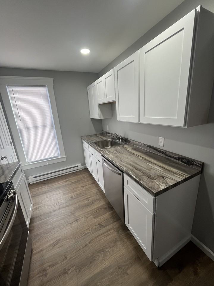 19 Elm St #4 - Photo 2 of 10