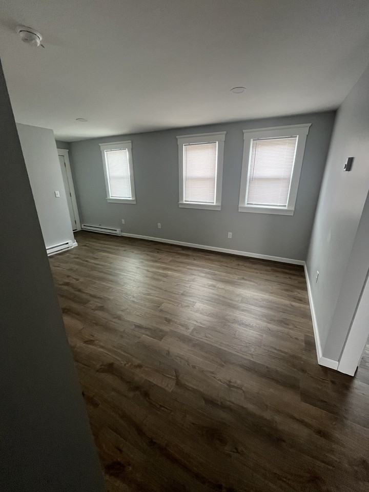 19 Elm St #4 - Photo 7 of 10