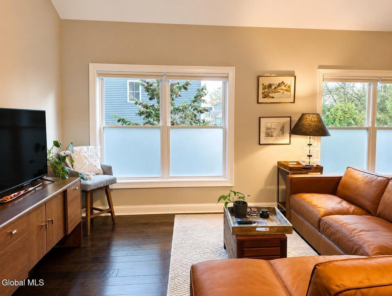 289 Jefferson St - Photo 5 of 14