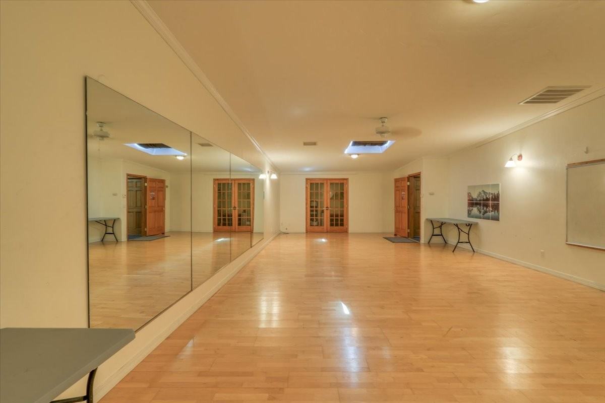 450 Lewis Street - C2 - 3F - Photo 3 of 25