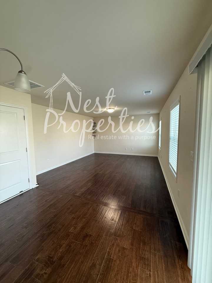 1126 Dawhoo Ct #1 - Photo 3 of 11