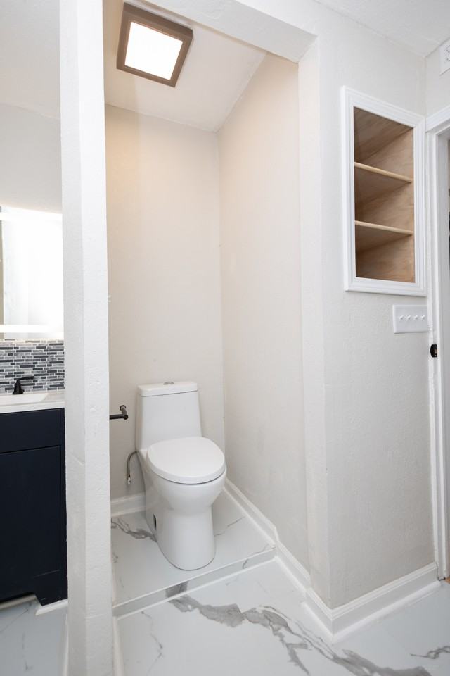 718 Clark Ave #201 - Photo 7 of 23