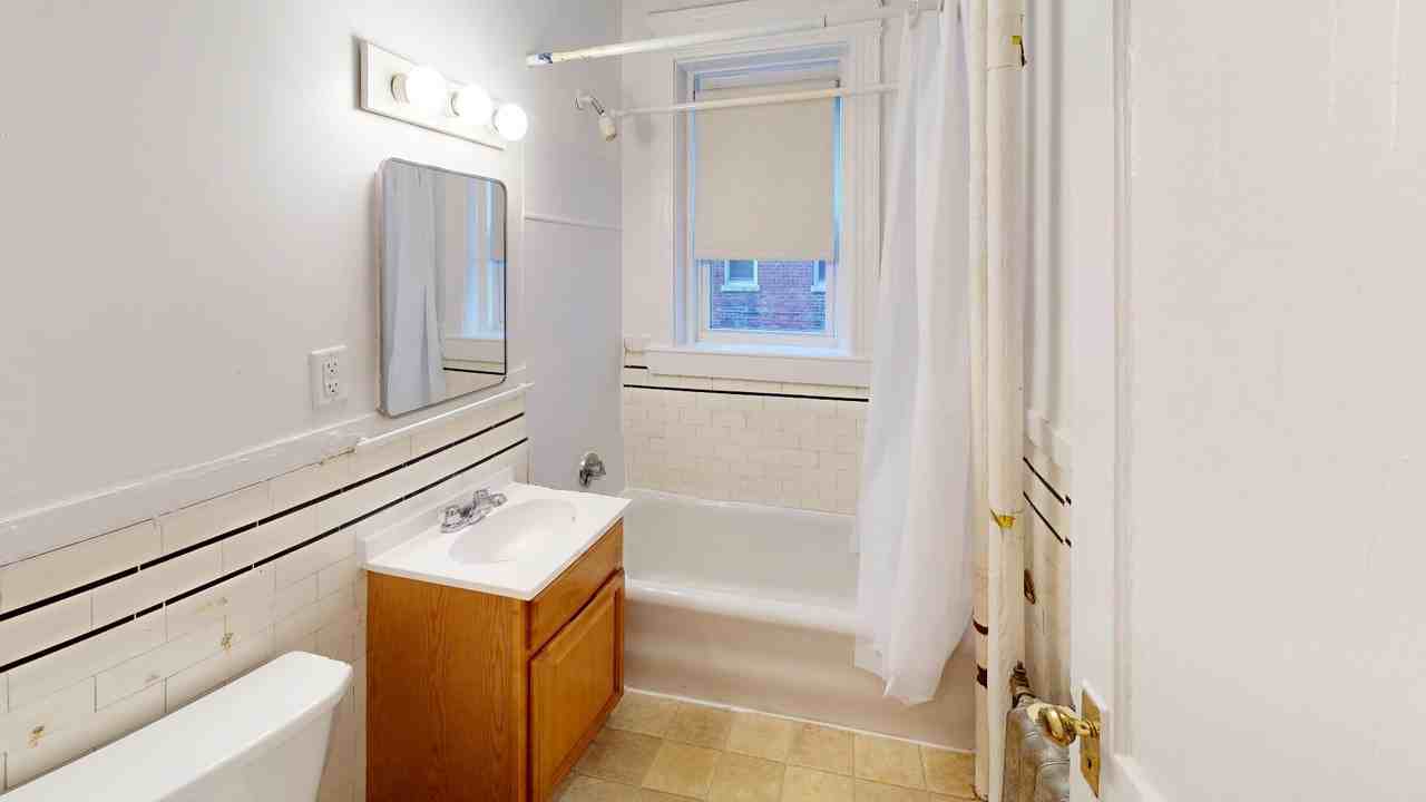 110 Washington Street - Photo 5 of 6
