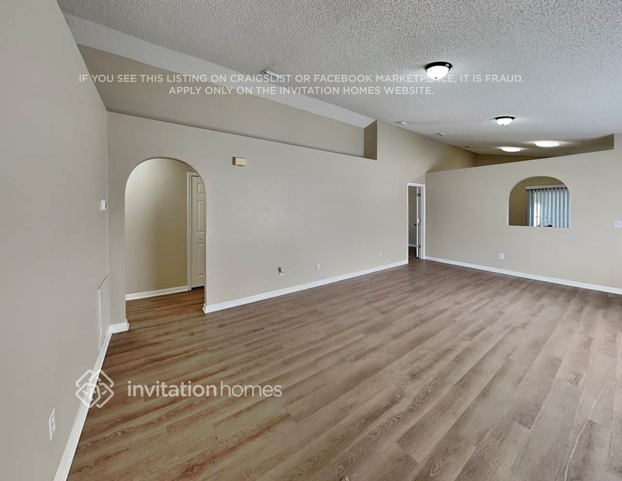 2836 Maderia Cir - Photo 5 of 18