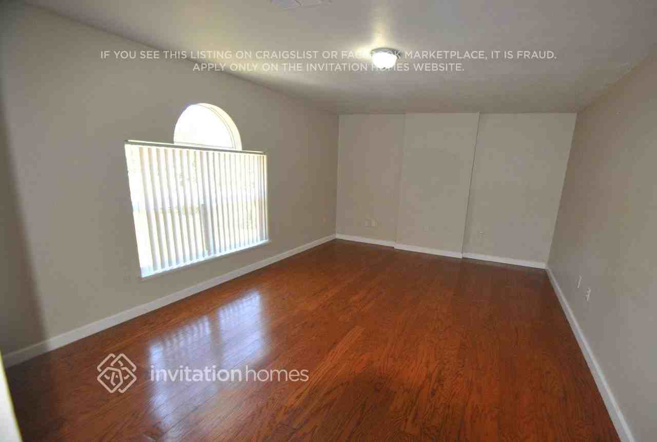 1019 Glendale Ave Nw - Photo 7 of 19