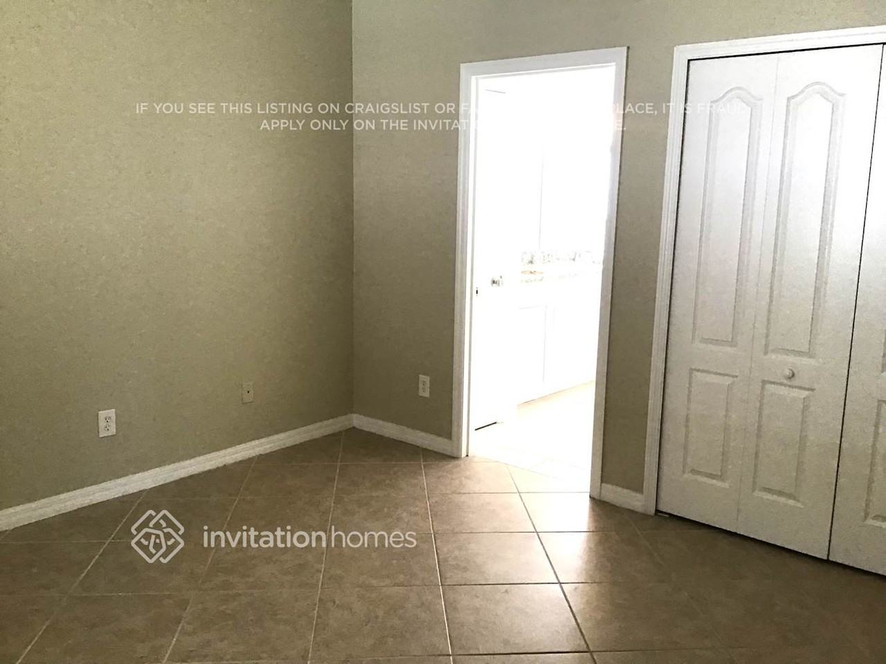 402 Sycamore Springs St - Photo 7 of 12