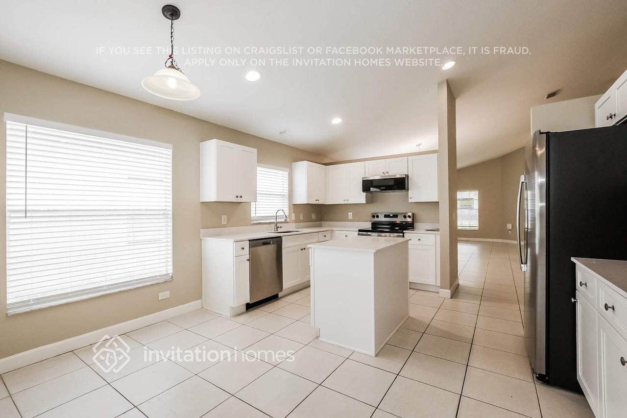 4520 Northern Dancer Way - Photo 7 of 16