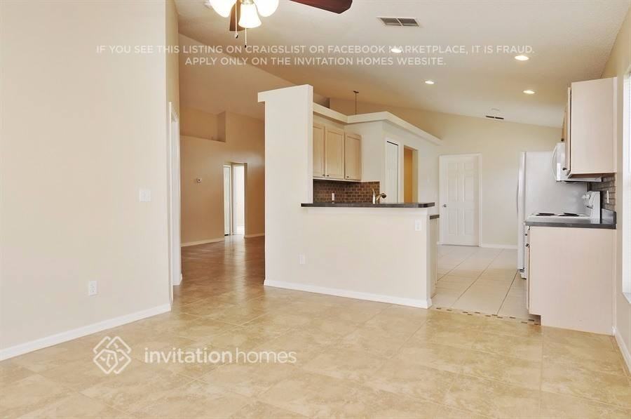 658 Cornwallis Dr - Photo 4 of 21
