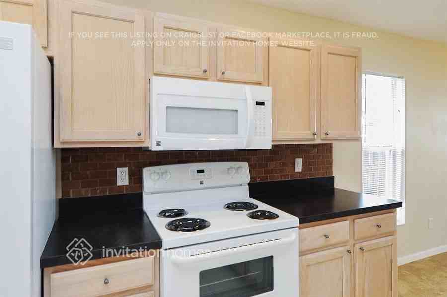 658 Cornwallis Dr - Photo 6 of 21