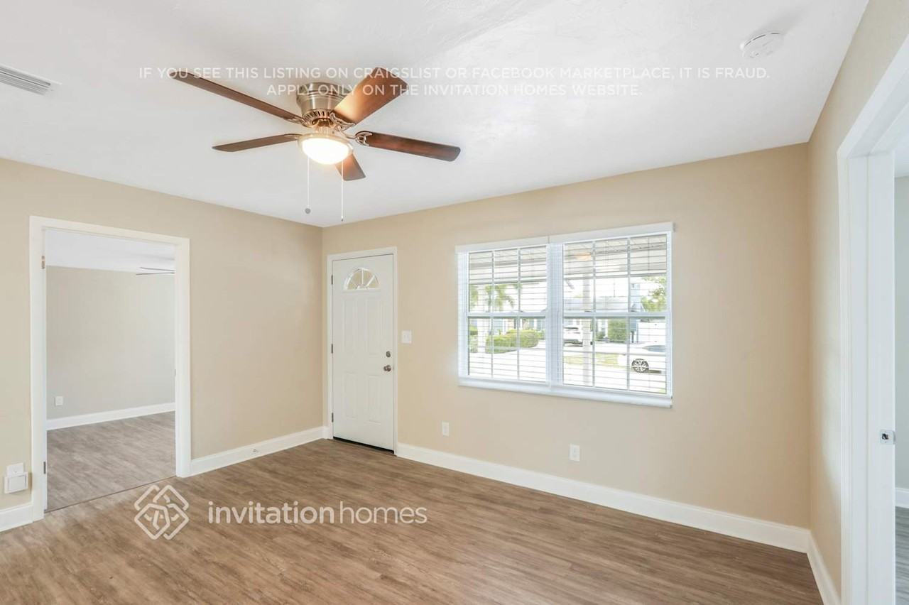 5235 44th Ave N - Photo 6 of 26