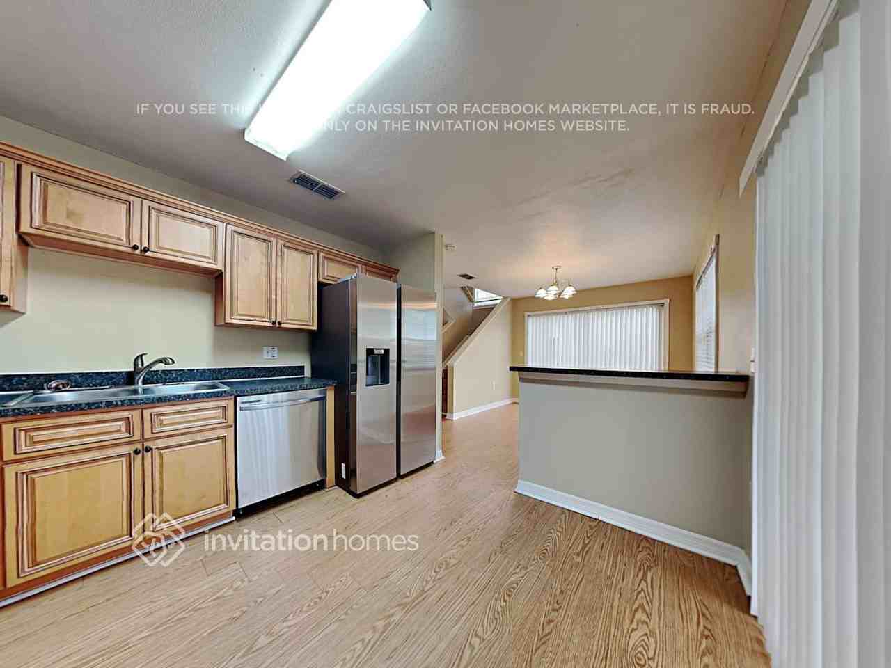 7606 Glades Ct - Photo 6 of 17