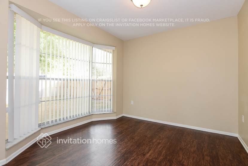 2111 Almeria Way S - Photo 4 of 14