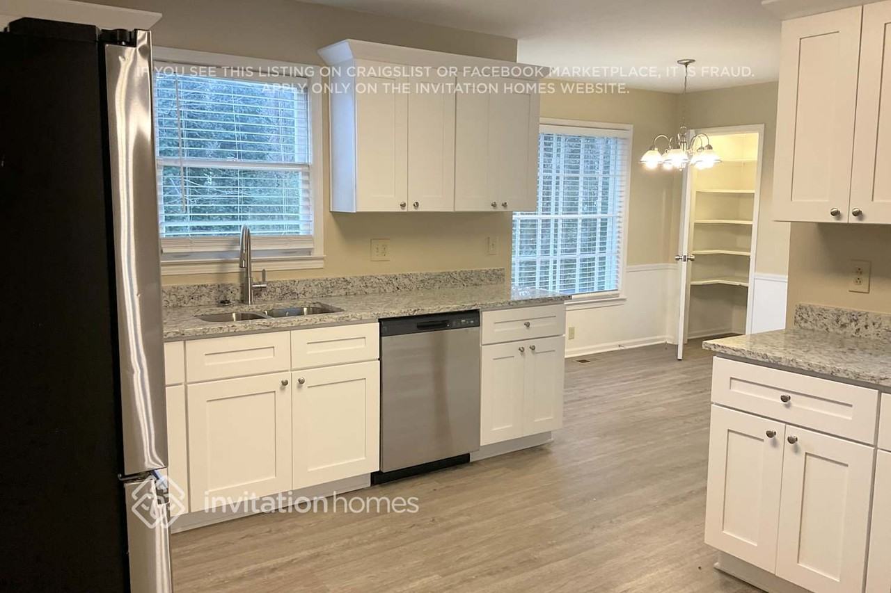 651 Willow Ridge Dr Ne - Photo 3 of 14
