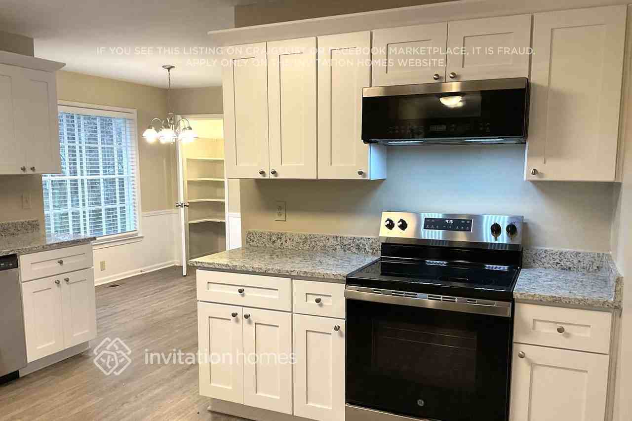 651 Willow Ridge Dr Ne - Photo 4 of 14