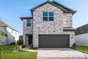 featured image of 713 Rain Barrel Pl