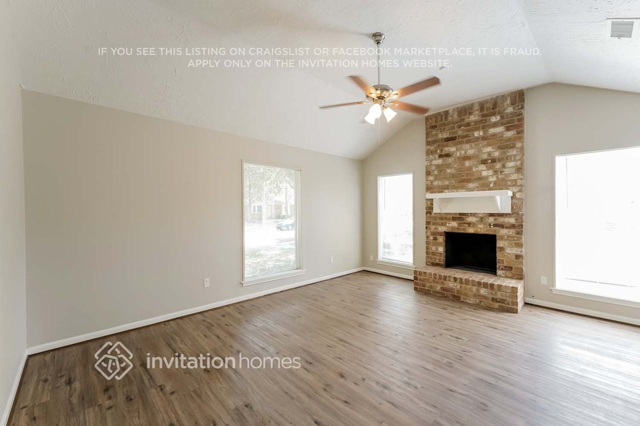 3243 Cherry Springs Dr - Photo 2 of 16