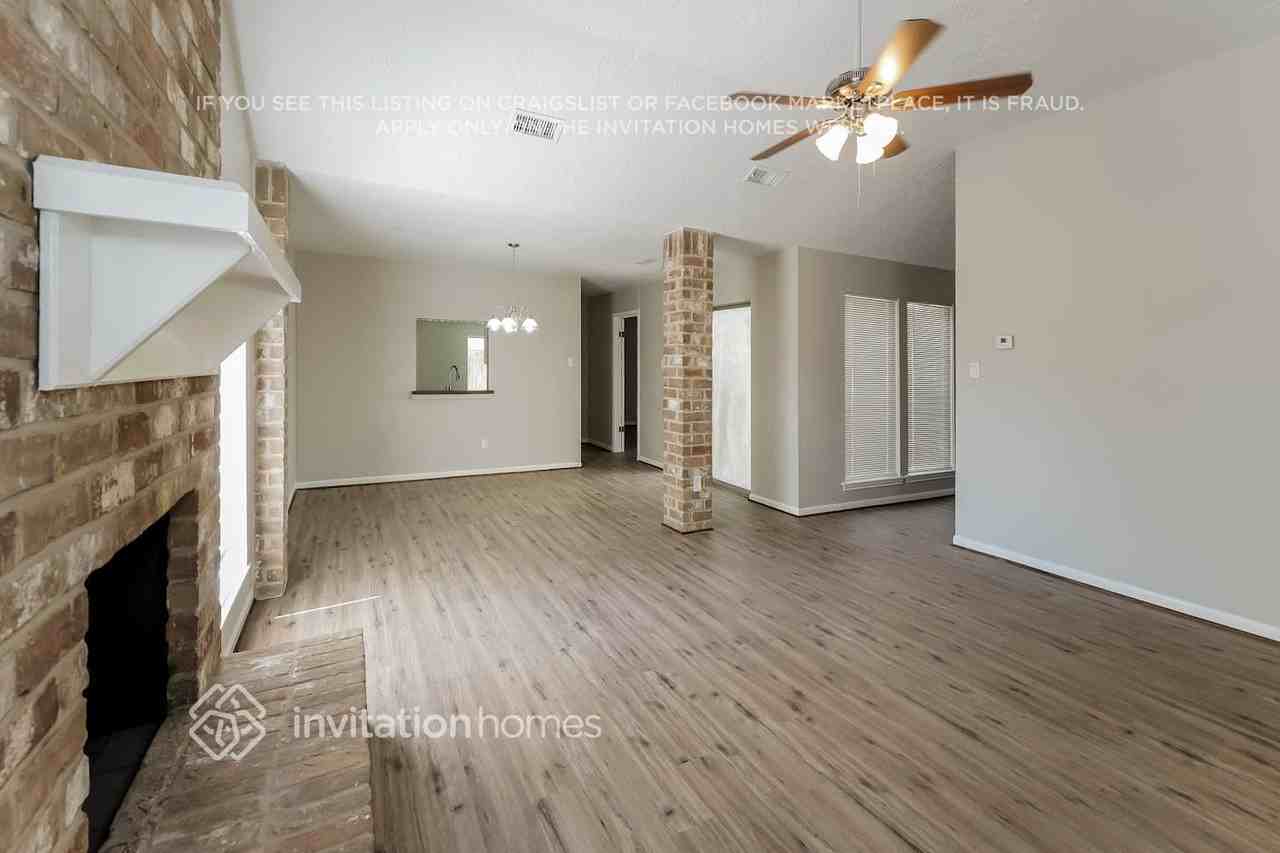 3243 Cherry Springs Dr - Photo 3 of 16
