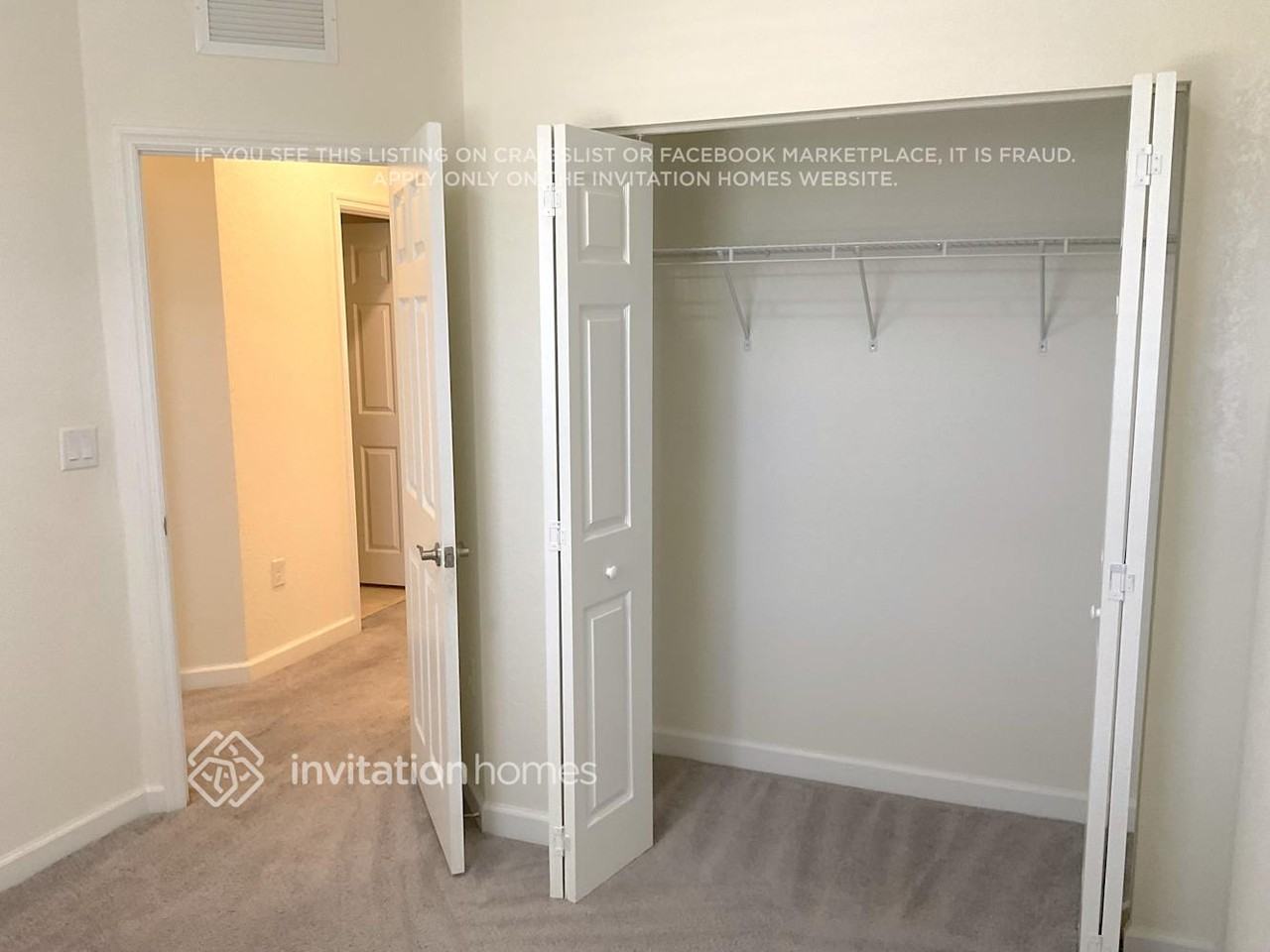 169 Se 33rd Pl - Photo 7 of 12