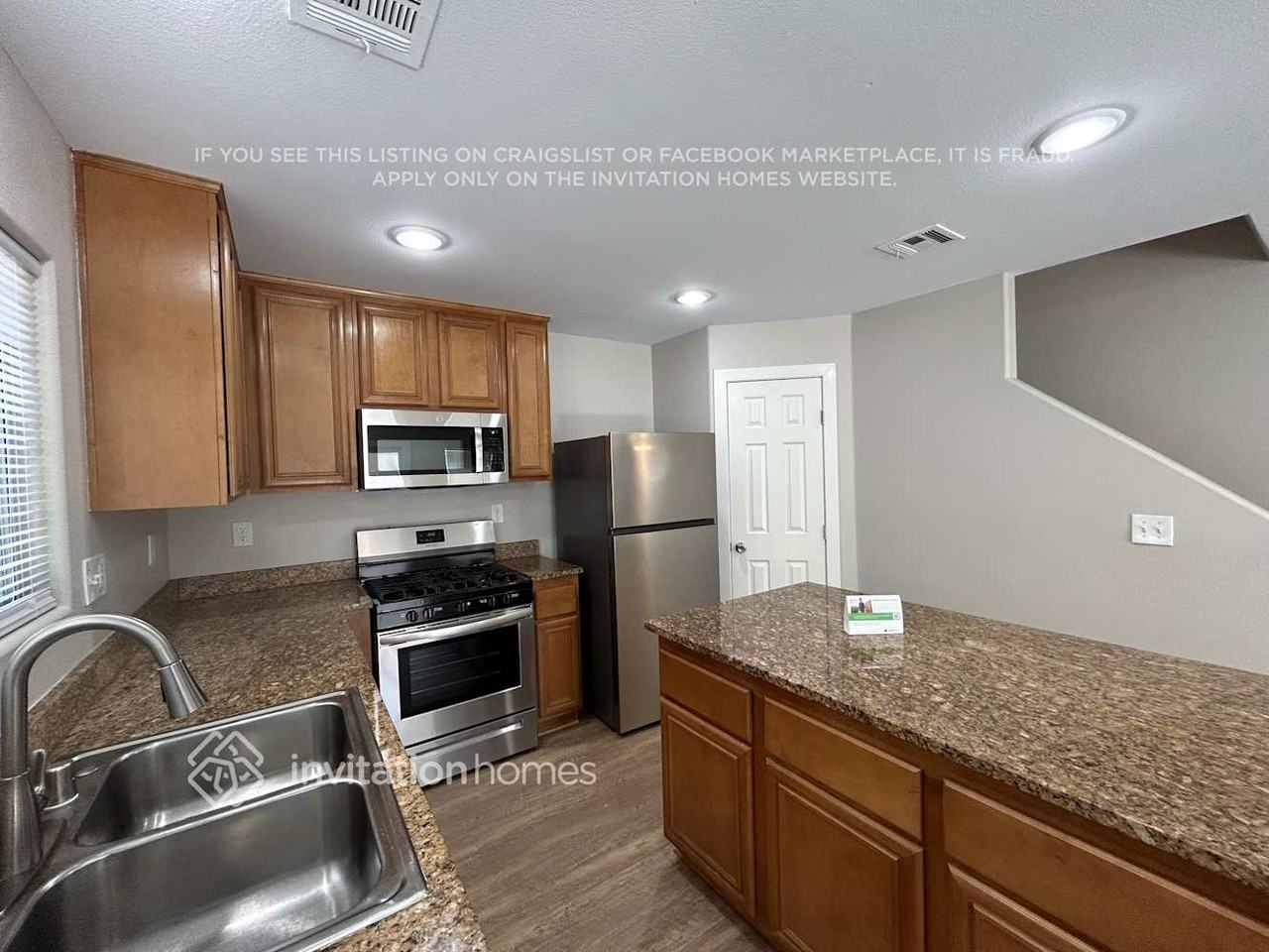 7275 Forefather St - Photo 4 of 11