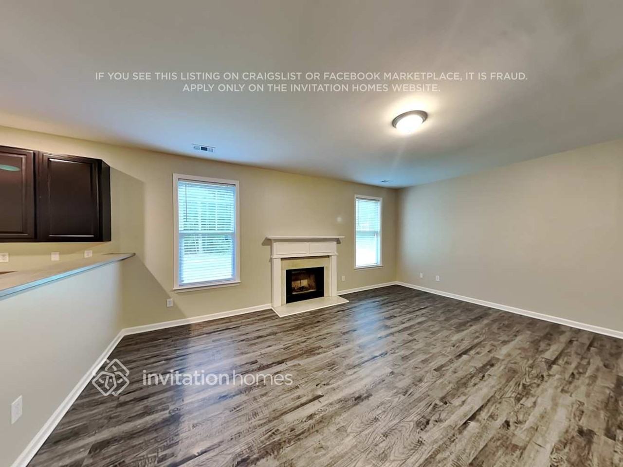 4400 Savannah Dr - Photo 4 of 23