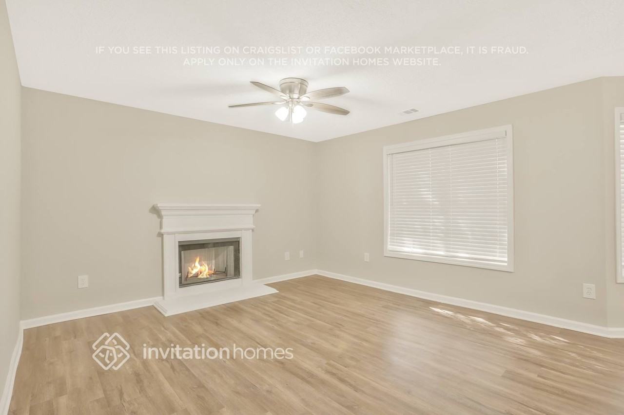 6962 Mahonia Pl - Photo 2 of 12